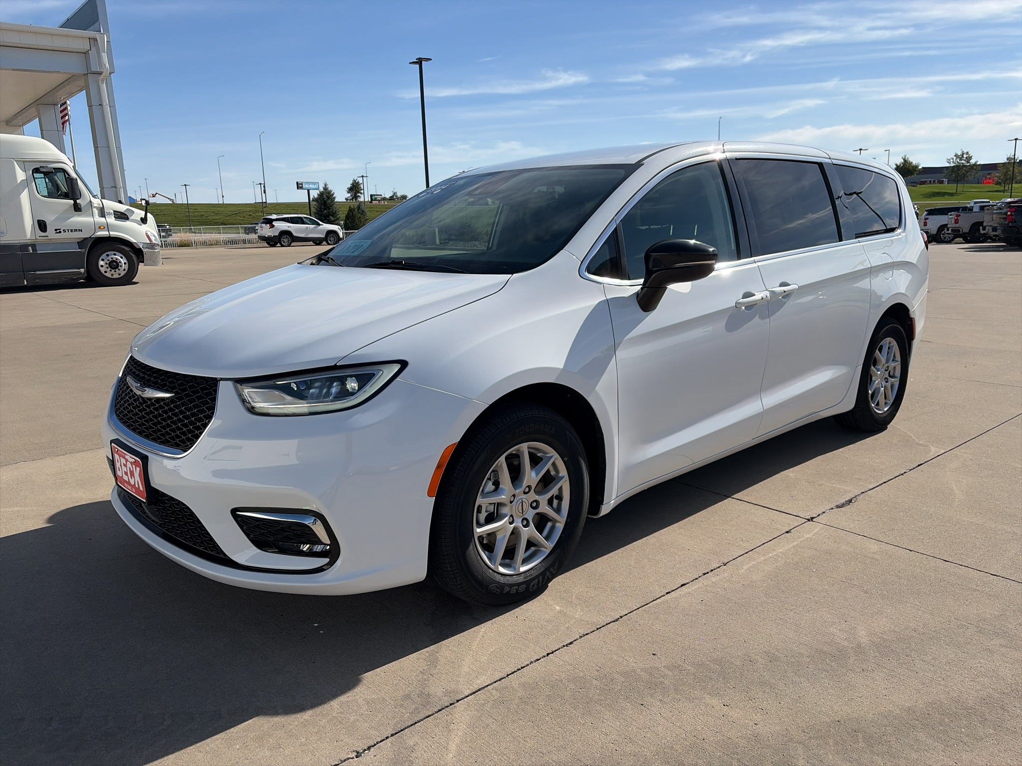 Used 2024 Chrysler Pacifica Touring L Van Passenger Van