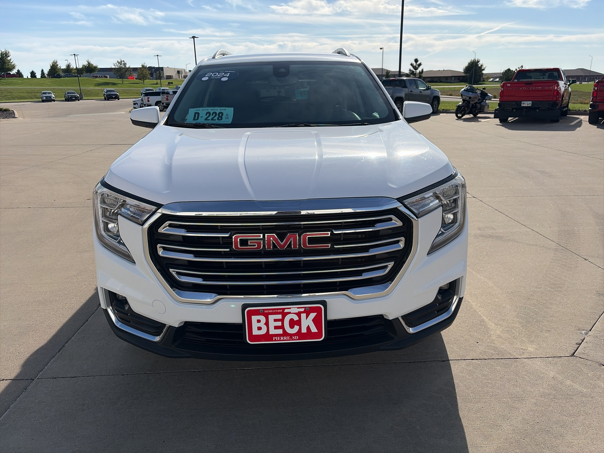 Used 2024 GMC Terrain SLT SUV