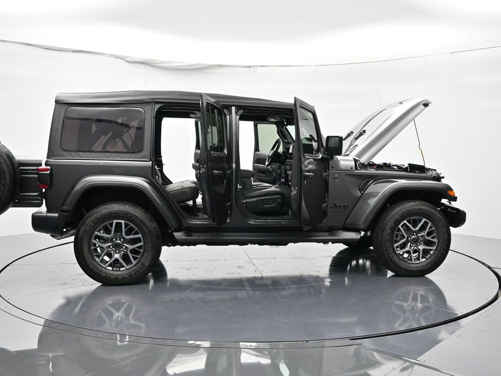 2025 Jeep Wrangler 4-Door Sahara - Photo 49