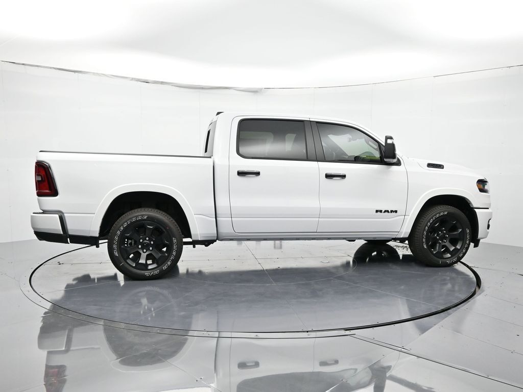 New 2025 Ram 1500 BIG HORN CREW CAB 4X4 5'7 BOX Pickup
