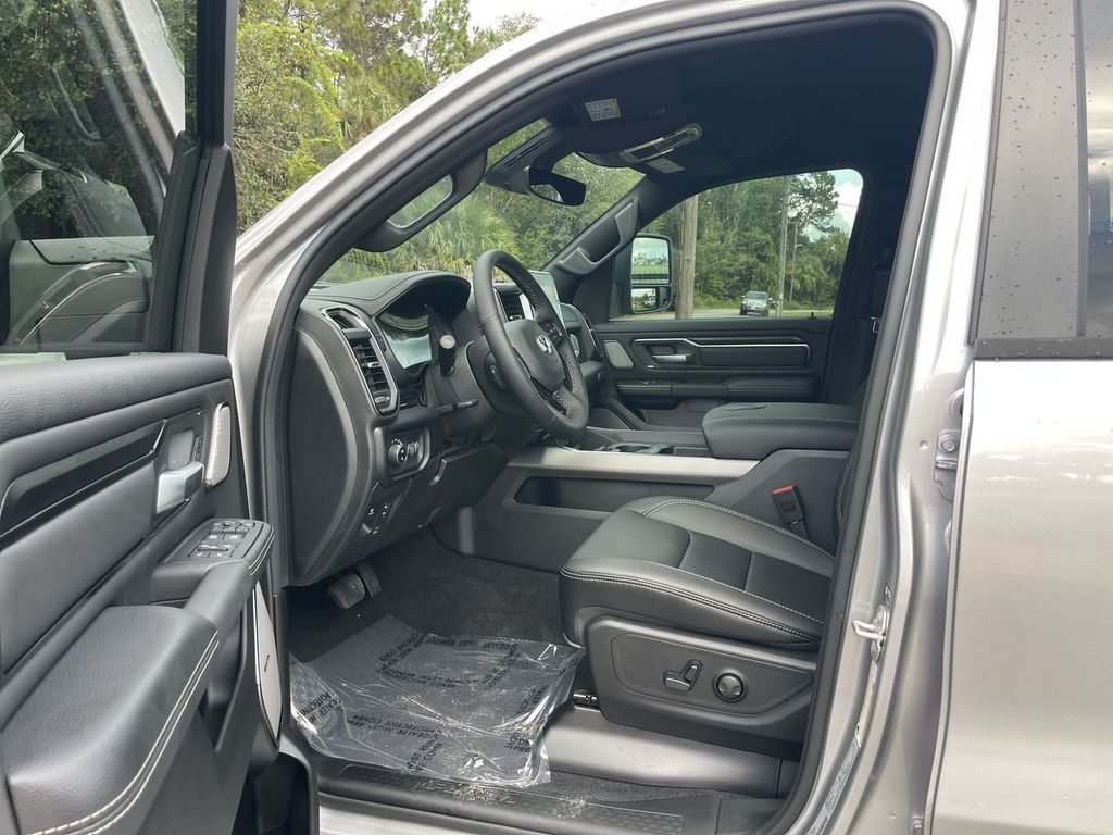 2026 RAM 1500 Rebel - Photo 11