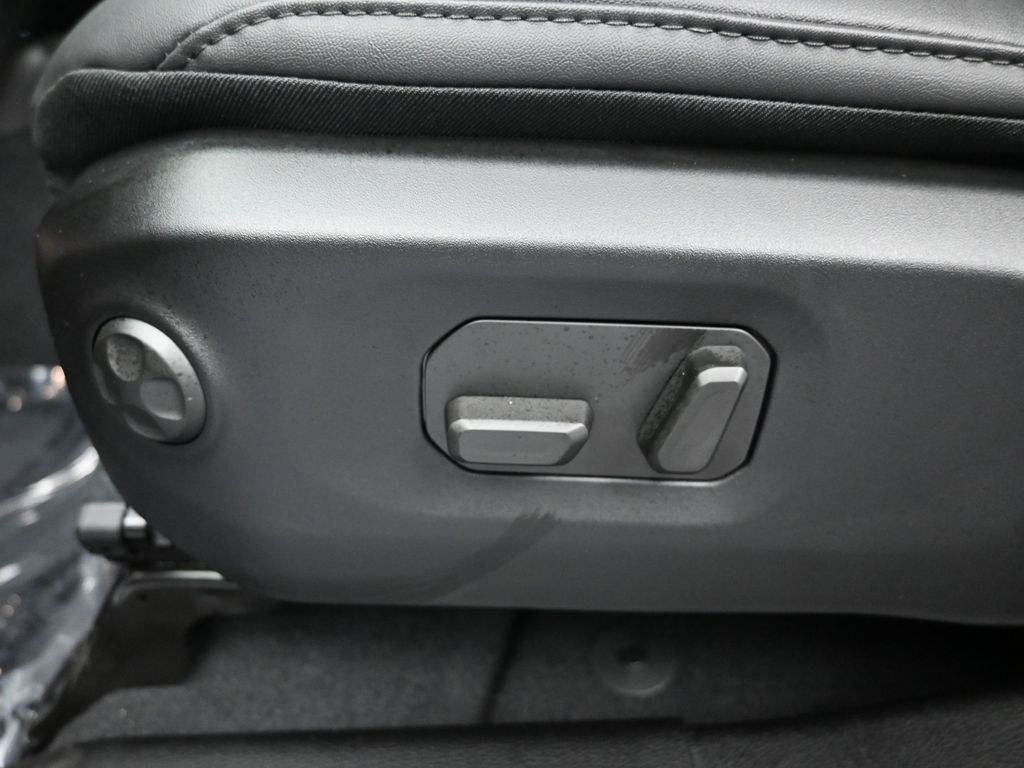 2026 Jeep Wrangler 4-Door Rubicon - Photo 11