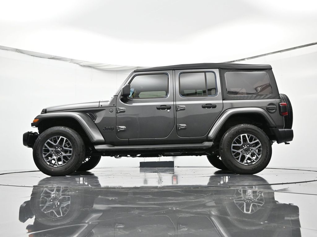 2025 Jeep Wrangler 4-Door Sahara - Photo 45