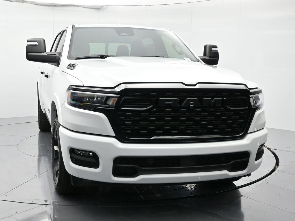New 2025 Ram 1500 BIG HORN CREW CAB 4X4 5'7 BOX Pickup