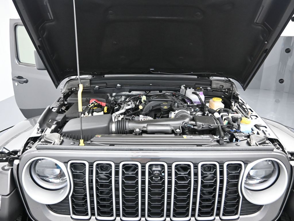 2025 Jeep Wrangler 4-Door Sahara - Photo 27
