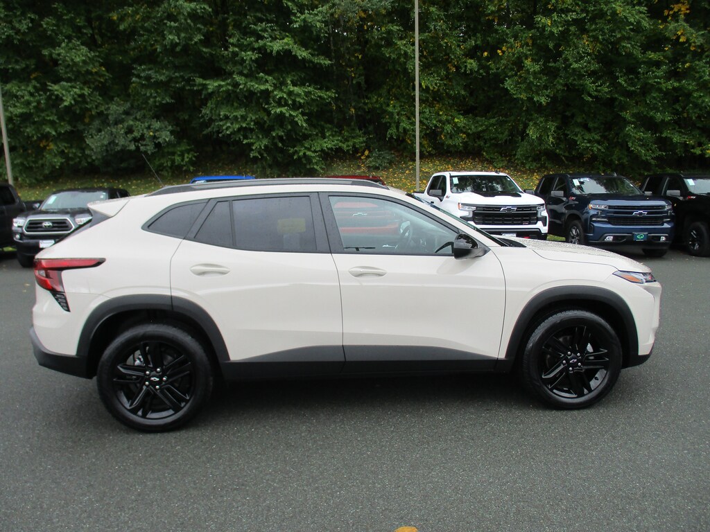 Used 2026 Chevrolet Trax Activ SUV