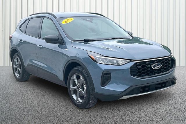 new 2025 Ford Escape ST-Line SUV for sale in bedford in