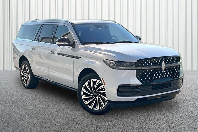 new 2025 Lincoln Navigator L Black Label SUV for sale in bedford in