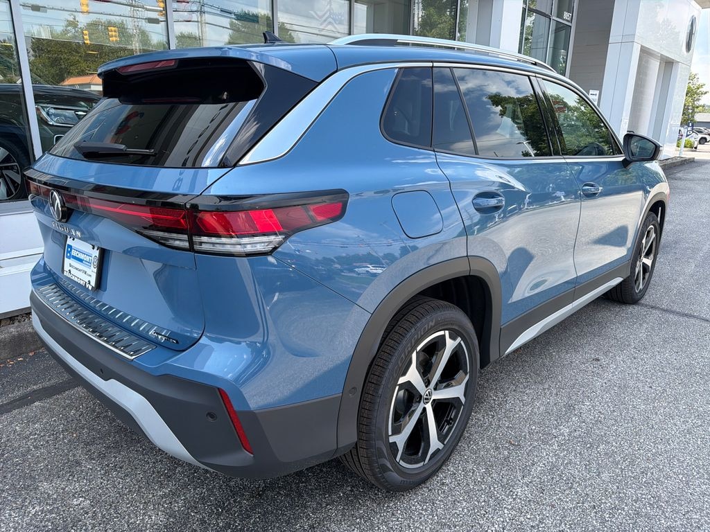 New 2026 Volkswagen Tiguan 2.0T SE SUV