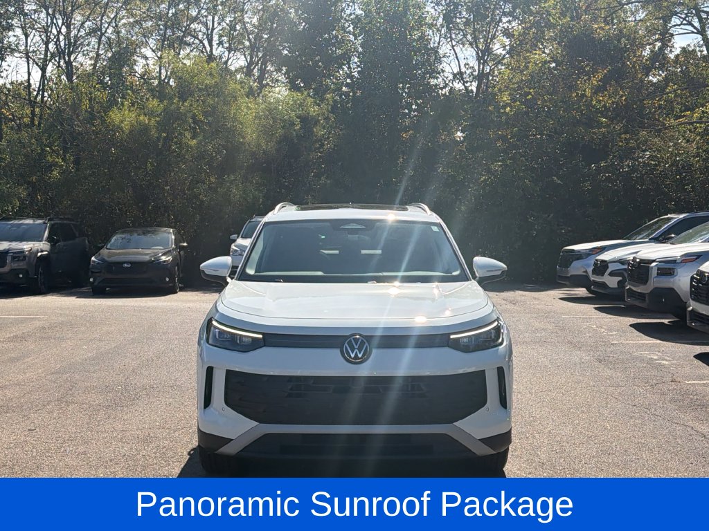 Certified 2025 Volkswagen Tiguan 2.0T SE SUV