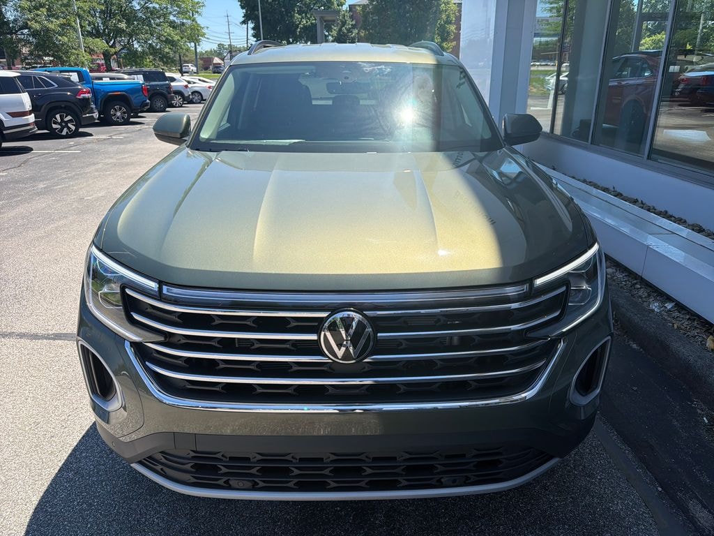 New 2026 Volkswagen Atlas SE w/Technology SUV