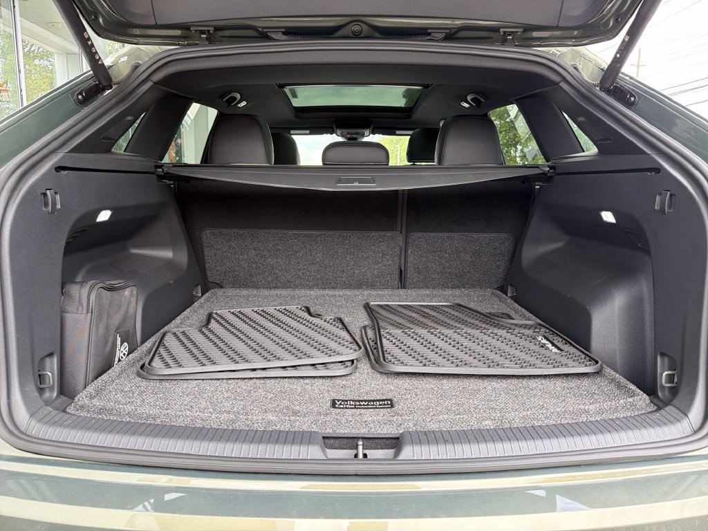 2026 Volkswagen Atlas Cross Sport SEL Premium R-LINE - Photo 16