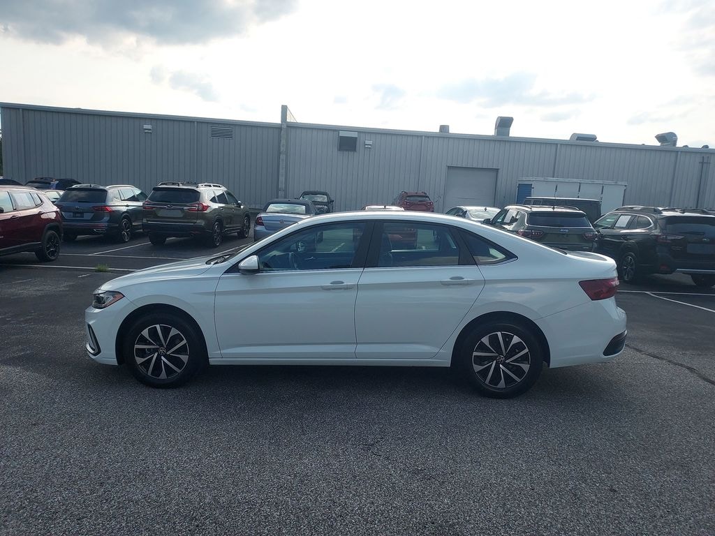 Used 2025 Volkswagen Jetta 1.5T S Sedan