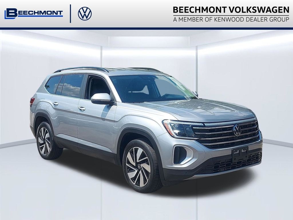 Used 2024 Volkswagen Atlas 2.0T SE w/Technology SUV