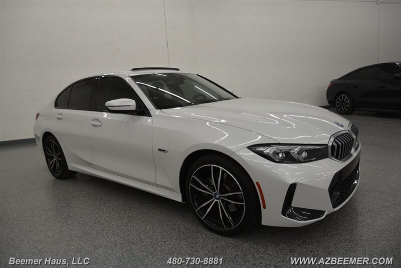 2023 BMW 3 Series 330e - Photo 8