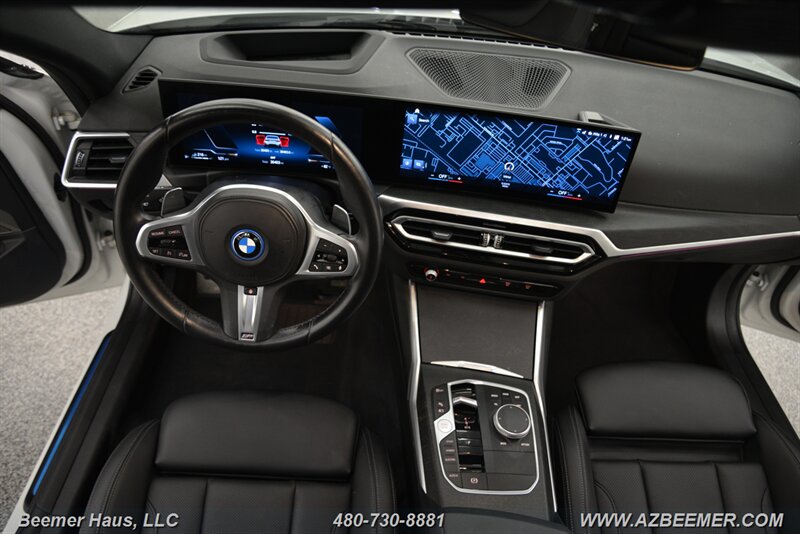 2023 BMW 3 Series 330e - Photo 20