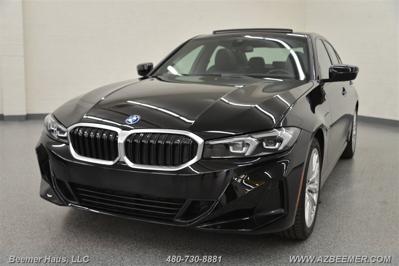 2023 BMW 330e Sedan