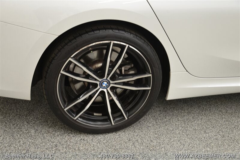 2023 BMW 3 Series 330e - Photo 45
