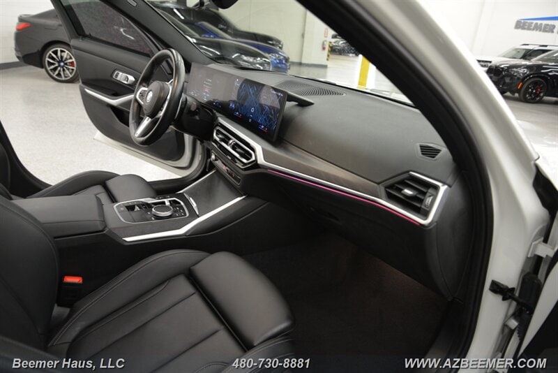 2023 BMW 3 Series 330e - Photo 24