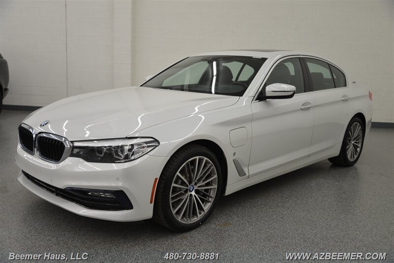 2018 BMW 5 Series 530e - Photo 4