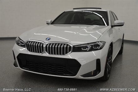 2023 BMW 330e Sedan