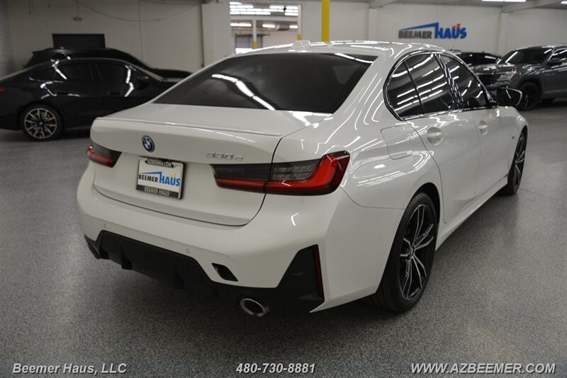 2023 BMW 3 Series 330e - Photo 11