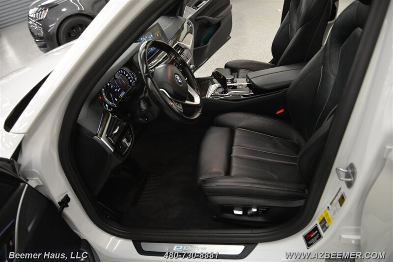 2018 BMW 5 Series 530e - Photo 17
