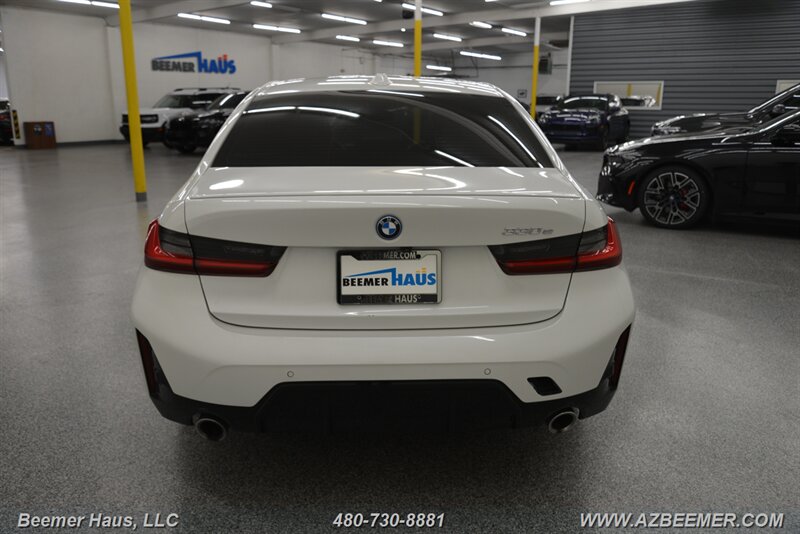 2023 BMW 3 Series 330e - Photo 12