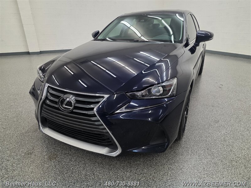 2018 Lexus IS