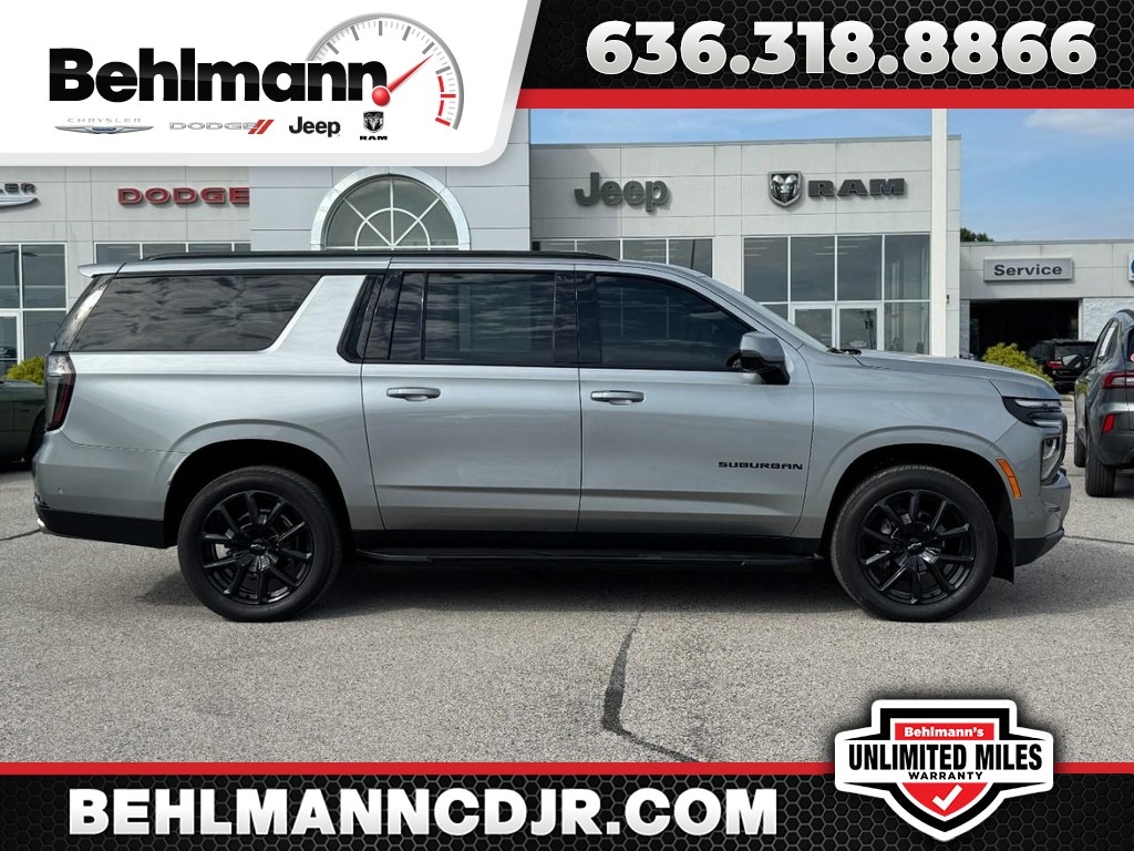 Used 2025 Chevrolet Suburban 4WD 4dr RST SUV