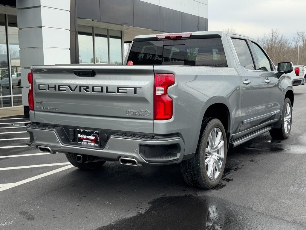 Used 2025 Chevrolet Silverado 1500 High Country Truck Crew Cab