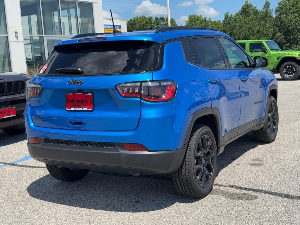 New 2026 Jeep Compass LATITUDE ALTITUDE 4X4 Sport Utility