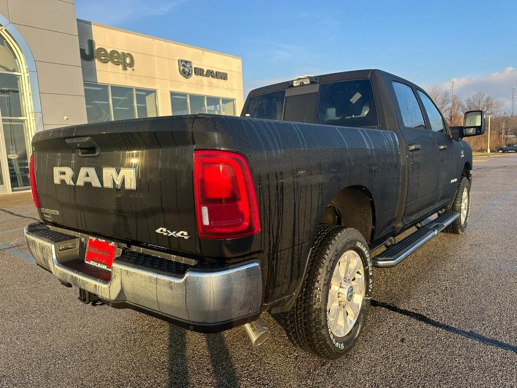 New 2026 Ram 2500 BIG HORN CREW CAB 4X4 6'4 BOX Pickup