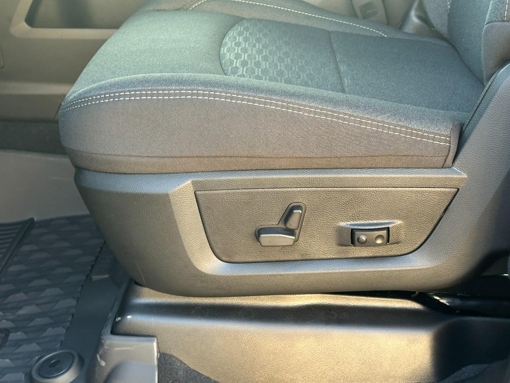 2026 RAM 2500 Big Horn - Photo 11