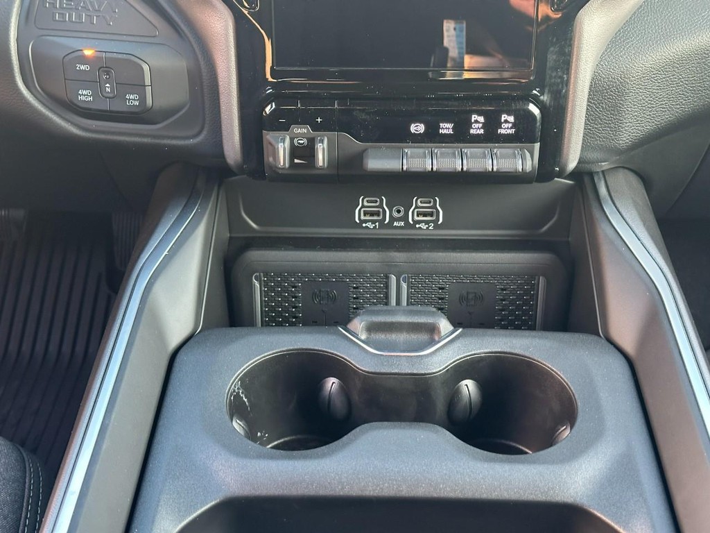 2026 RAM 2500 Big Horn - Photo 9
