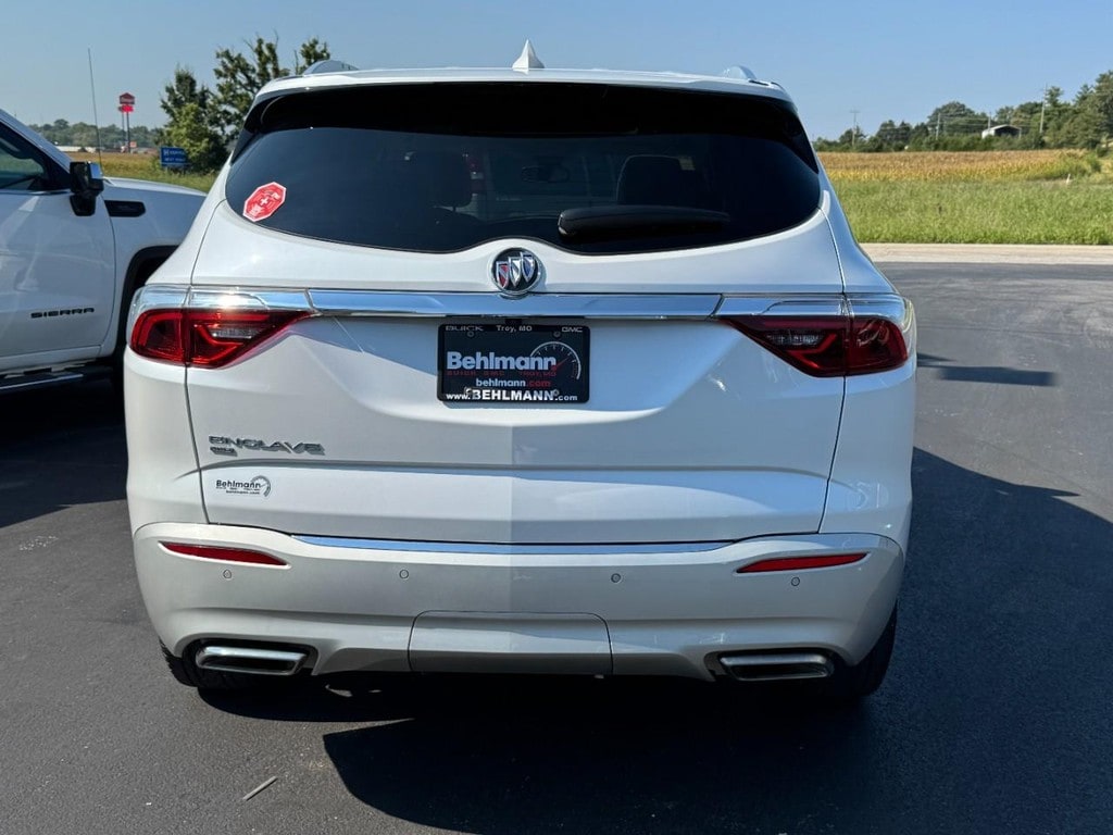 Used 2023 Buick Enclave Essence SUV