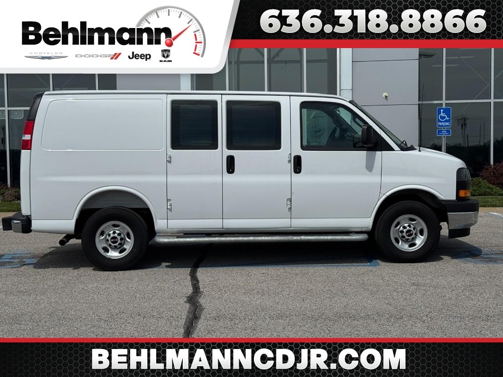 Used 2025 GMC Savana Cargo Van RWD 2500 135 Van