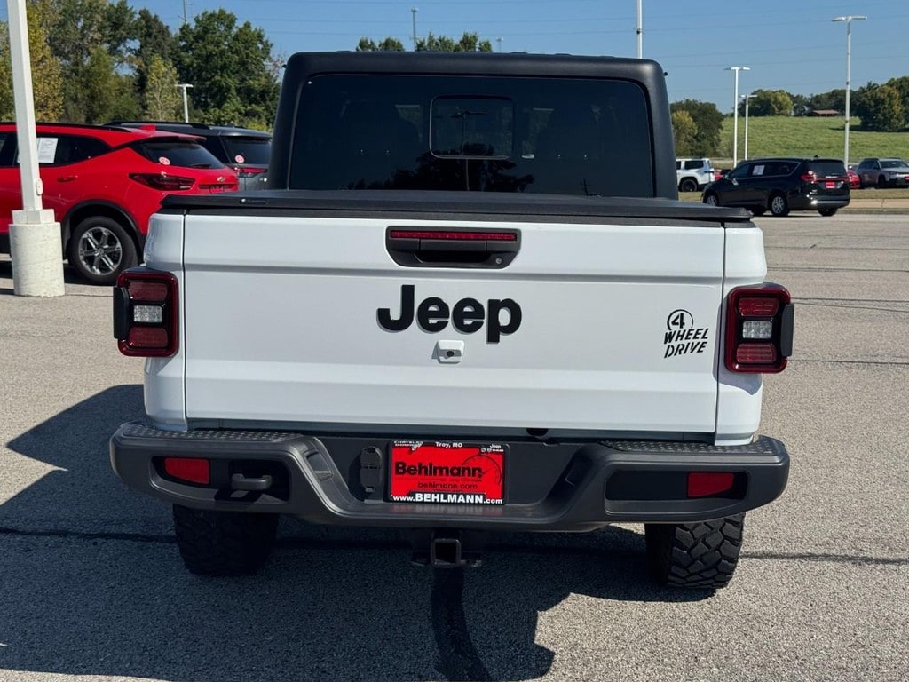 Used 2024 Jeep Gladiator Sport Truck Crew Cab