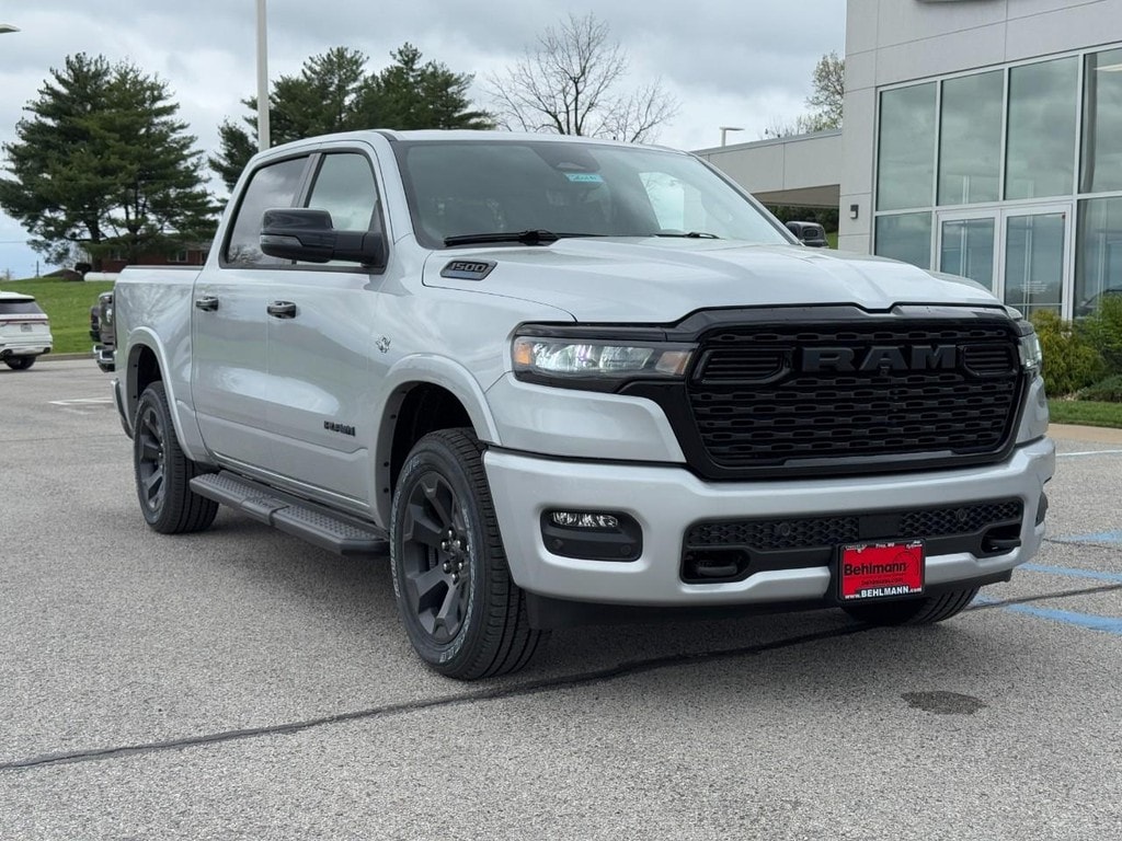 New 2026 Ram 1500 BIG HORN CREW CAB 4X4 5'7 BOX Pickup