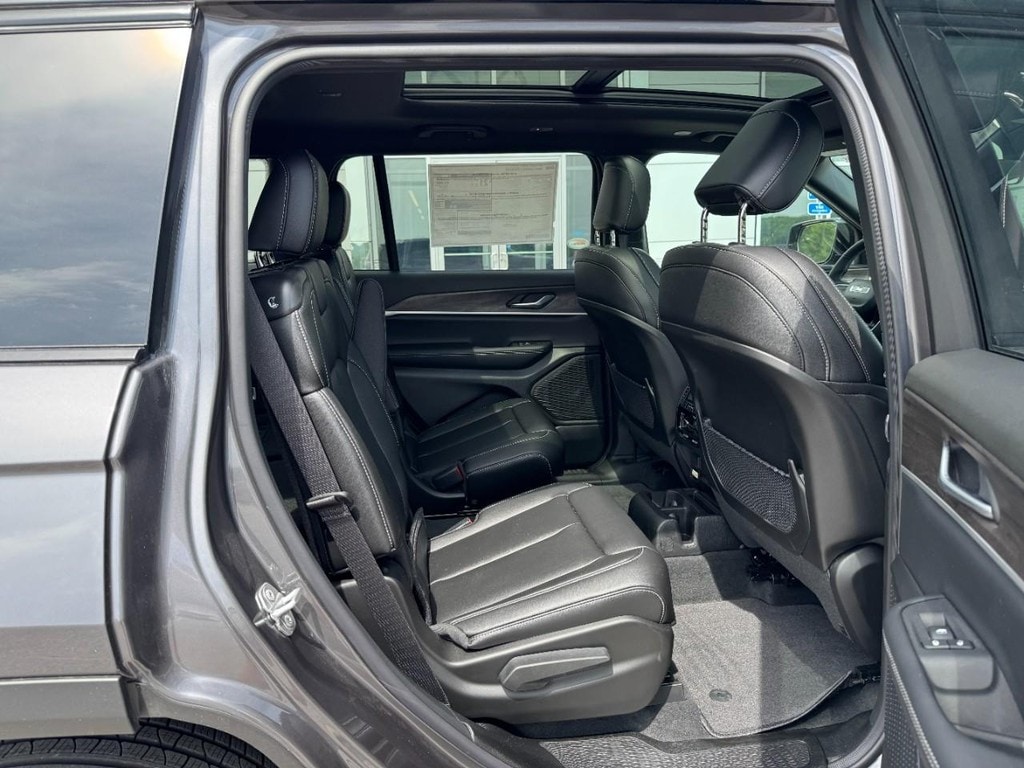 2025 Jeep Grand Cherokee L Limited - Photo 7