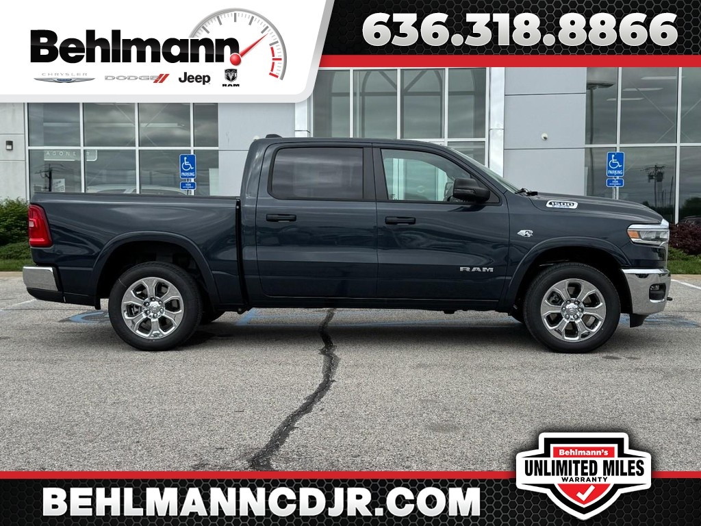 New 2026 Ram 1500 BIG HORN CREW CAB 4X4 5'7 BOX Pickup