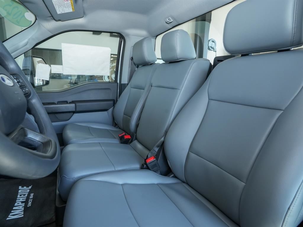 2025 Ford F-550 Super Duty Chassis Cab XL - Photo 13