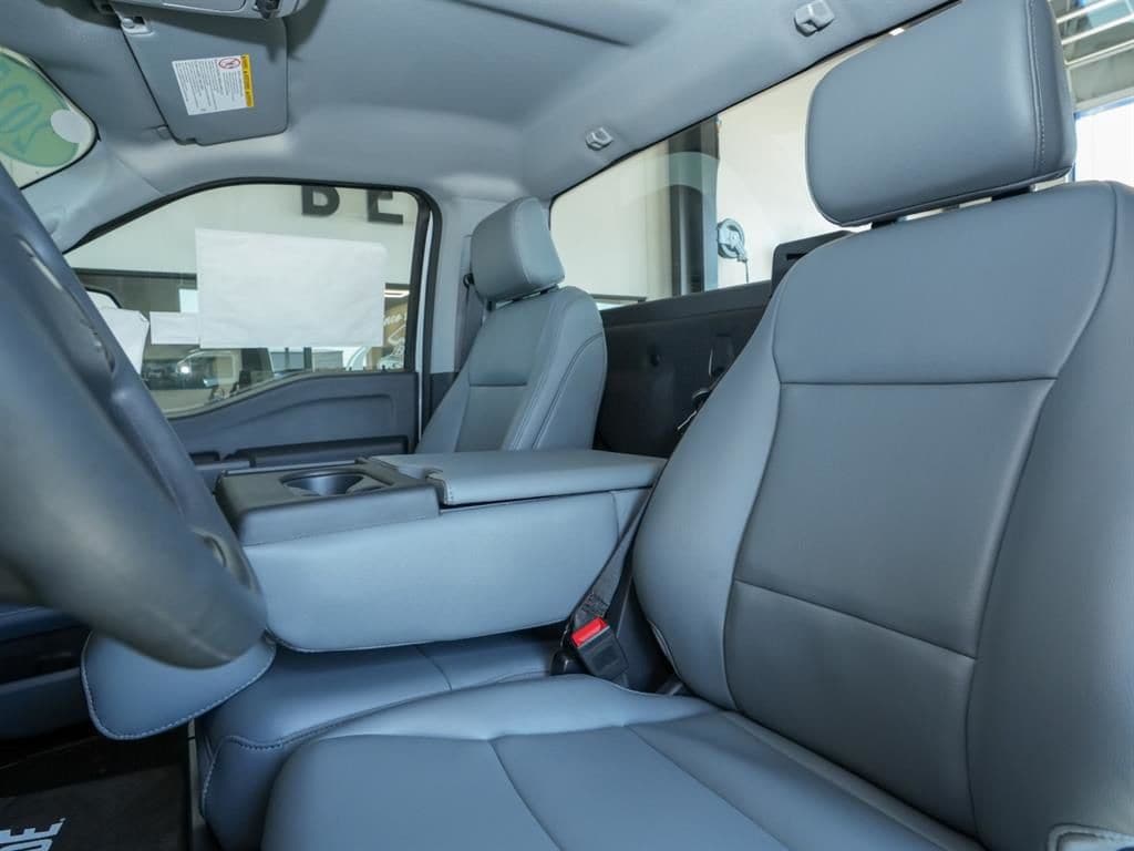 2025 Ford F-550 Super Duty Chassis Cab XL - Photo 12
