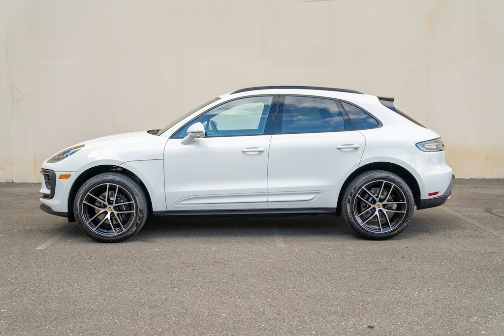 Certified 2025 Porsche Macan SUV