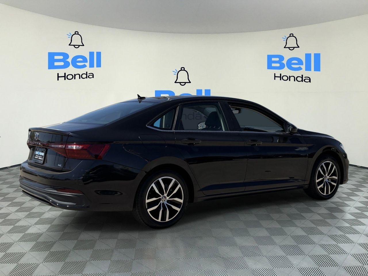 Used 2025 Volkswagen Jetta 1.5T SE Sedan
