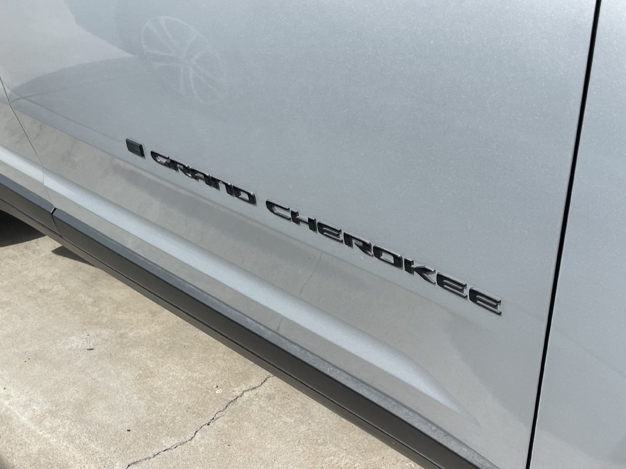 Used 2022 Jeep Grand Cherokee Altitude SUV