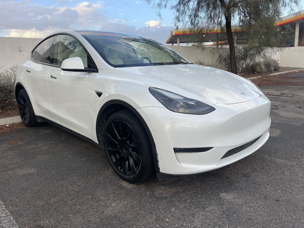 Used 2024 Tesla Model Y Long Range SUV