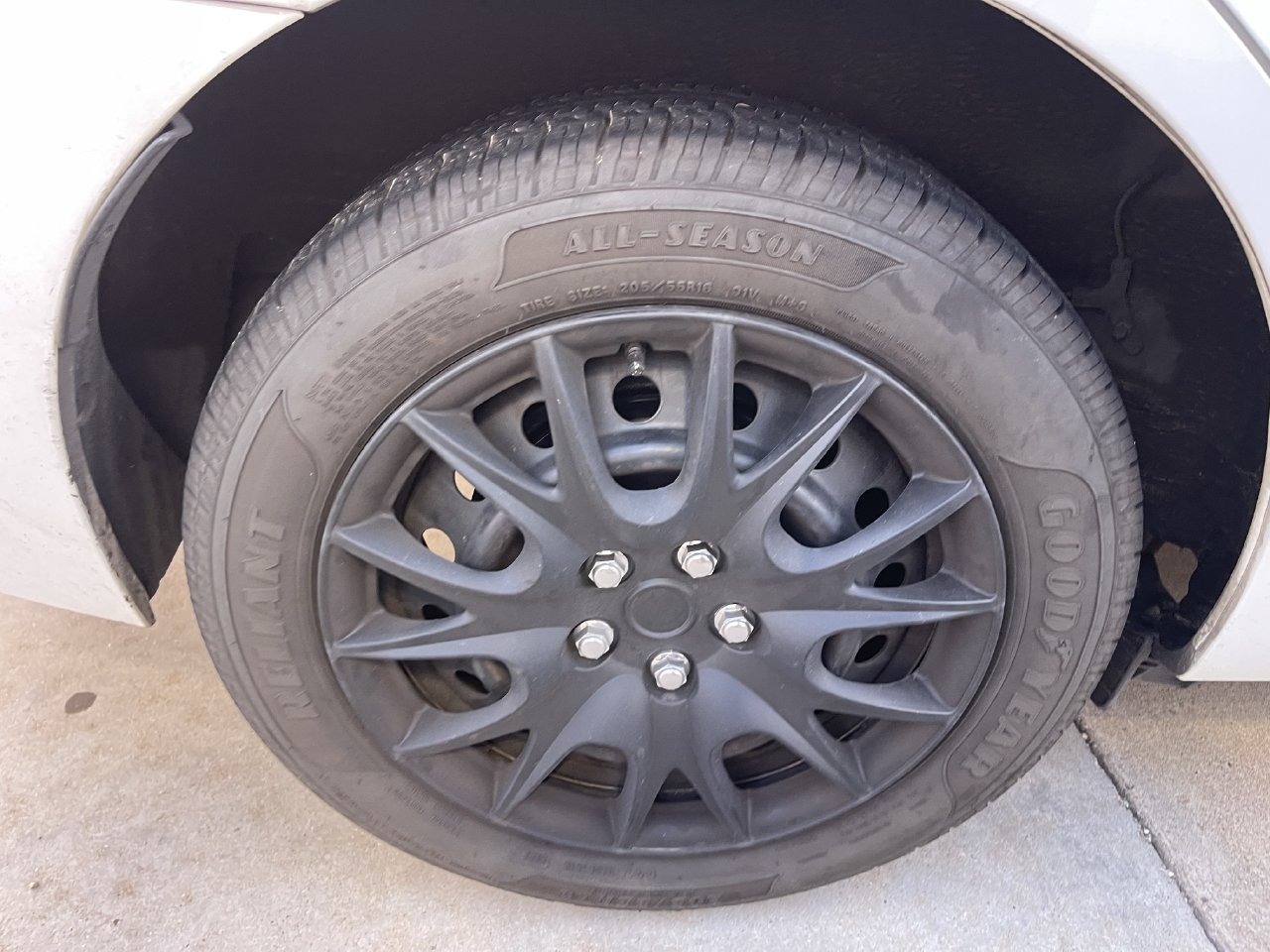 Used 2016 Toyota Corolla LE Sedan