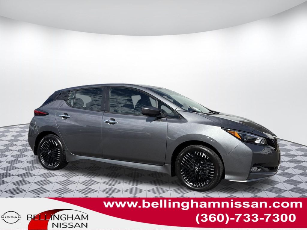 2024 Nissan LEAF