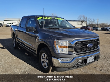 2022 Ford F-150 XLT Truck SuperCrew Cab